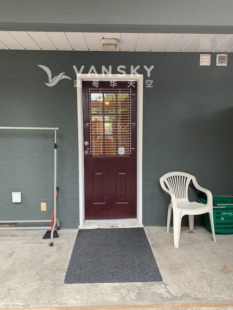 260731101136_Downstair entrance.jpg